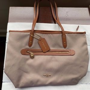 COACH Brown Shoulder Bag